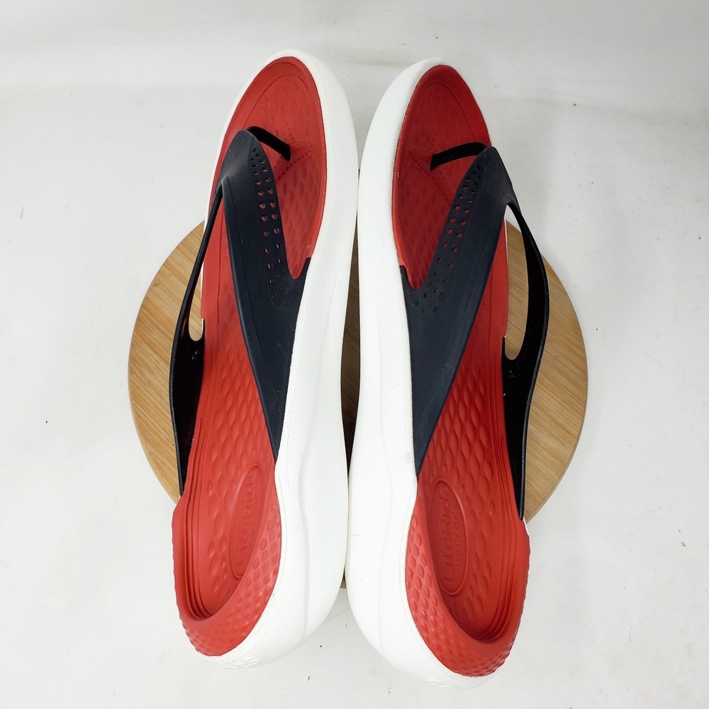 Crocs LiteRide Flip Flop Mens 10 Black Red Lightweight Sandals Shoes - Picture 10 of 13